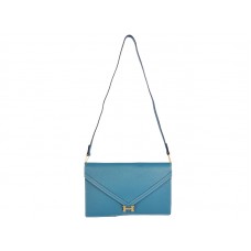 Clutch tipo sobre Hermes Pilot en azul con herrajes dorados