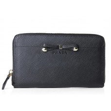 Cartera Prada Saffiano Zippy con detalle de lazo en negro