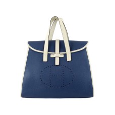 Bolso con solapa Hermes 08c azul con ribete de piel blanquecino