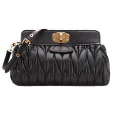 Miu Miu Matelasse - Clutch convertible extragrande negro