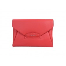 Clutch tipo sobre Antigona de Givenchy en piel granulada roja