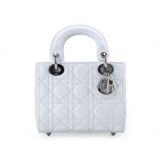 Bolso Dior Nano de piel con herrajes plateados y blanco