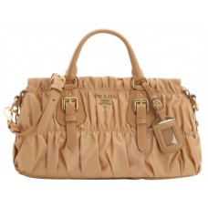Prada Bolso Tessuto Gaufre De Nylon Con Asa Superior Beige