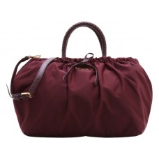 Bolso satchel Prada Tessuto de nailon Bauletto en color burdeos