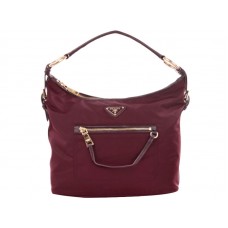 Bolso hobo Prada Tessuto de nailon con ribete de piel en color burdeos