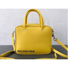 Bolso Balenciaga Triangle Square XS amarillo 513995c8k021004
