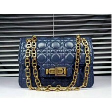 Bolso Dior Miss Dior en piel de cordero negra y azul