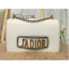 Bolso Dior J'Adior de piel de becerro con herrajes dorados envejecidos en blanco