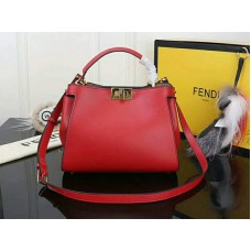 Bolso Fendi Peekaboo Essential de piel de becerro rojo