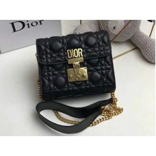 Bolso Dior Dioraddict Mini de piel de cordero Negro