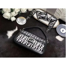 Bolso Baguette Fendi en PU negro