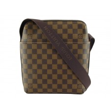 Louis Vuitton Damier Ébene Trotter Beaubourg