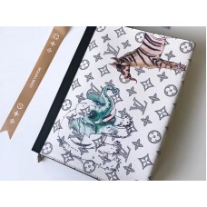 Pochette de lona Louis Vuitton con monograma Savane Voyage Mm m66929