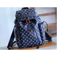 Mochila Louis Vuitton Monogram de lona invertida Discovery m43693