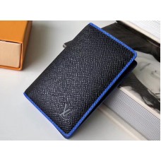 Organizador de bolsillo de cuero Taiga de Louis Vuitton m30550