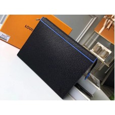 Pochette de cuero Louis Vuitton Taiga Voyage m30573