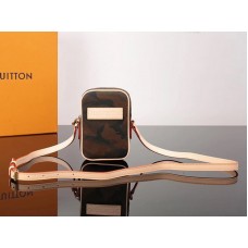 Bolso de hombro Louis Vuitton Fabric Supreme Mini m44206