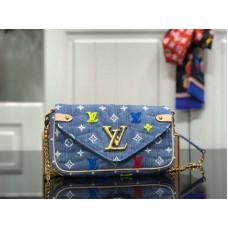 Louis Vuitton Monogram Denim New Wave Chain Pochette Azul m67531