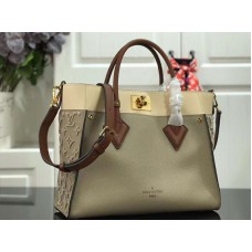 Louis Vuitton On My Side Piel de becerro Gris m53823