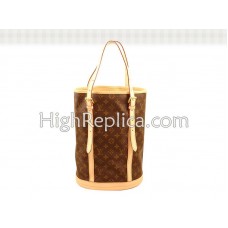 Bolso cubo con monograma de Louis Vuitton GM